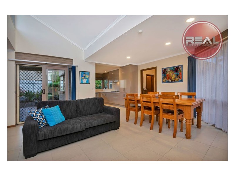 5 Kosmina Crescent, Hillbank SA 5112