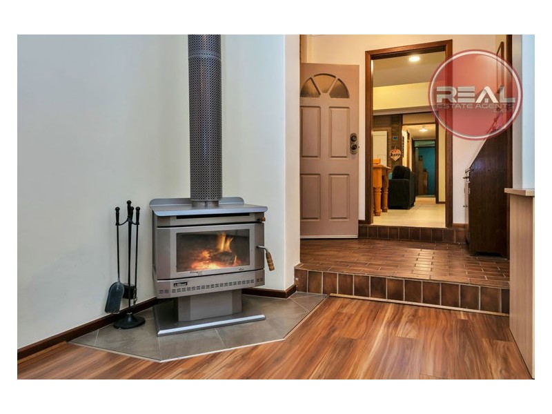 5 Kosmina Crescent, Hillbank SA 5112