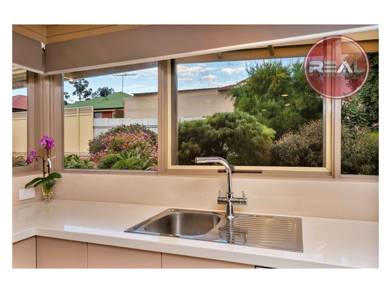 5 Kosmina Crescent, Hillbank SA 5112