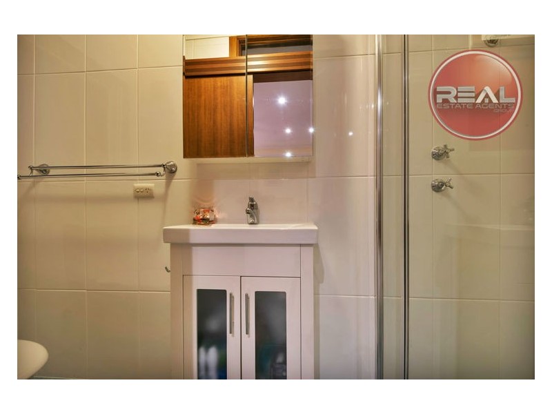 5 Kosmina Crescent, Hillbank SA 5112