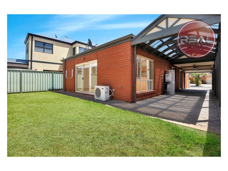 127 Sanctuary Drive, Mawson Lakes SA 5095