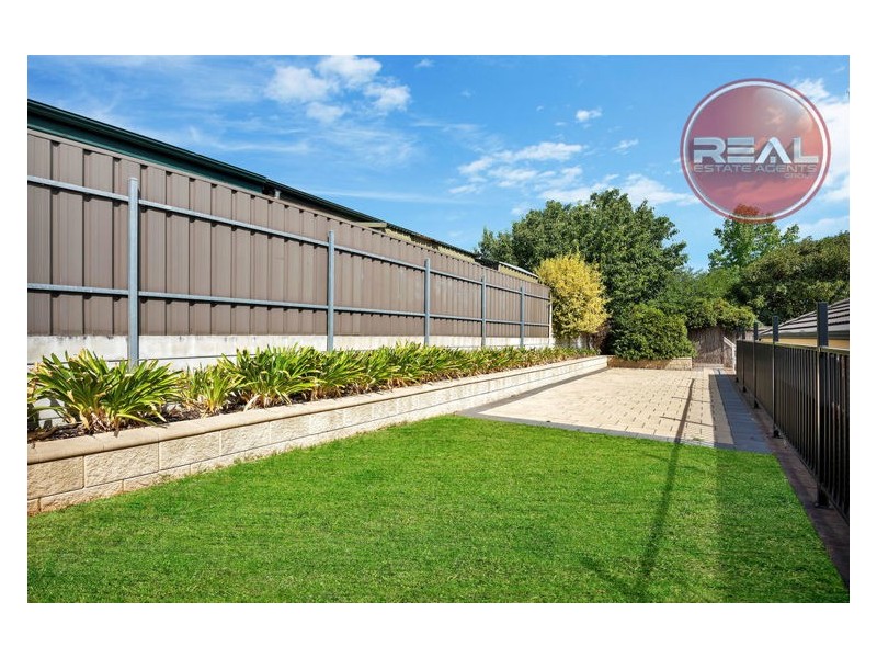 4/32 Debenham Court, Greenwith SA 5125