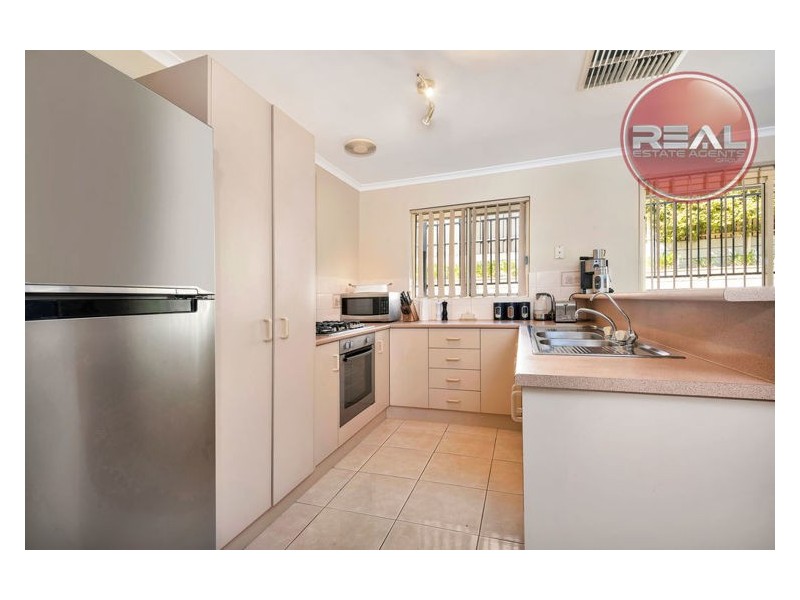 4/32 Debenham Court, Greenwith SA 5125