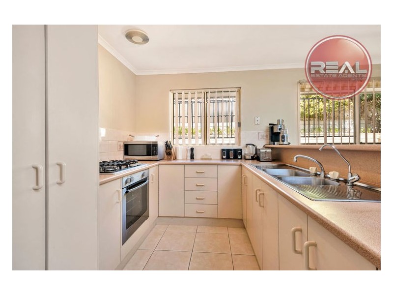 4/32 Debenham Court, Greenwith SA 5125