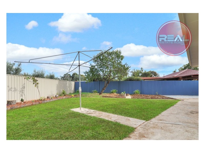 8 Bernadette Street, Paralowie SA 5108