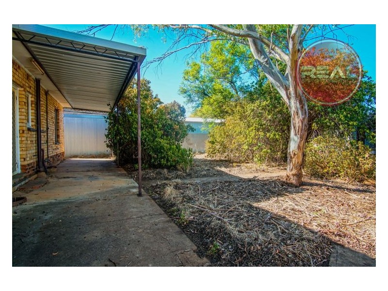 13 Longleat Road, Elizabeth Vale SA 5112