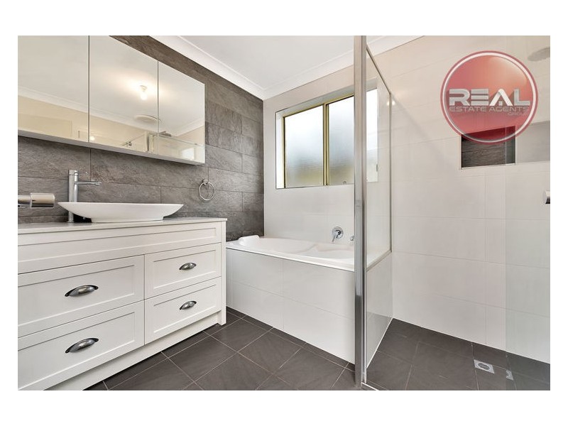69 Castle Drive, Burton SA 5110