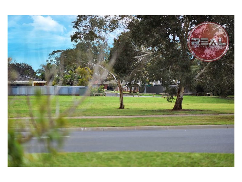 69 Castle Drive, Burton SA 5110