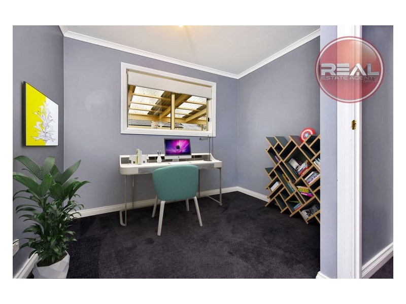 69 Castle Drive, Burton SA 5110