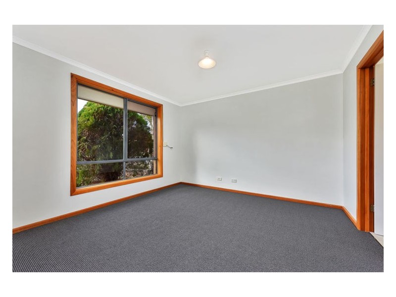 18 Alberta Drive, Burton SA 5110