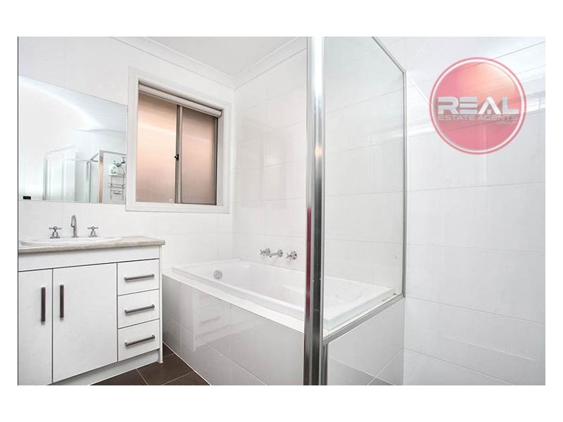 6 Melvina Road, Paralowie SA 5108