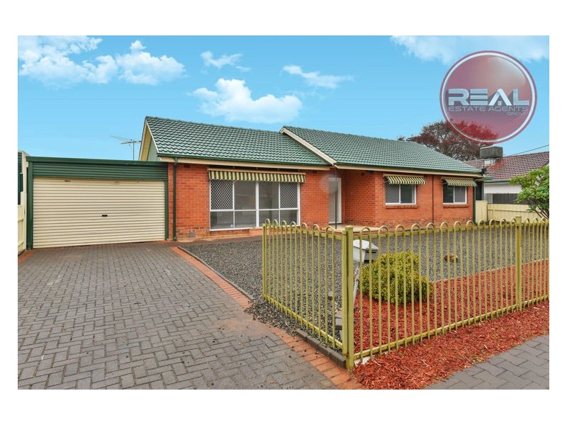 15 Crittenden Road, Smithfield Plains SA 5114