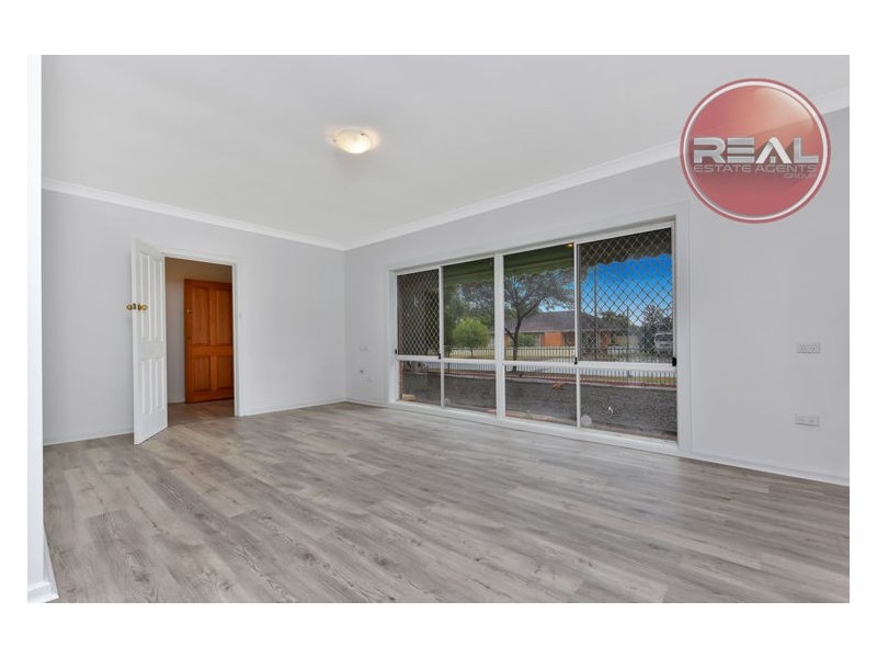 15 Crittenden Road, Smithfield Plains SA 5114