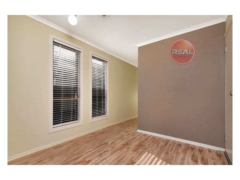 37 Riesling Crescent, Andrews Farm SA 5114