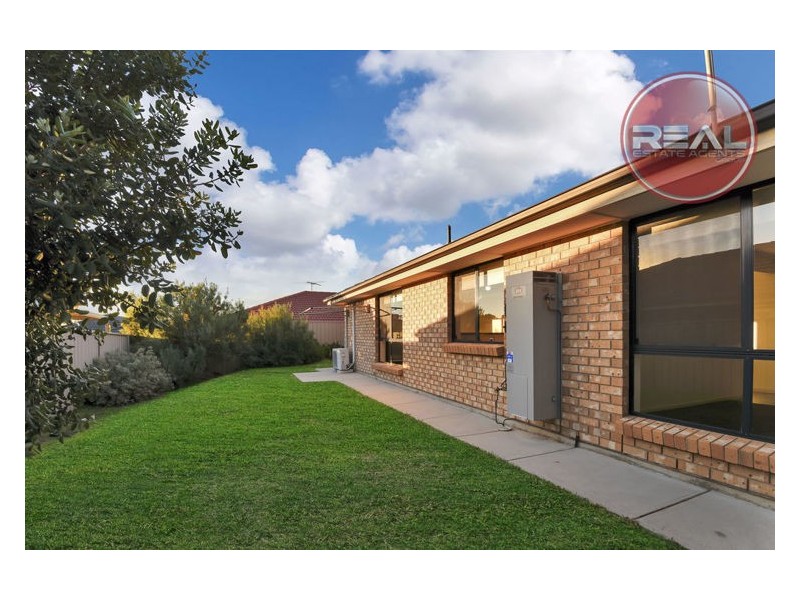 11 McGuire Court, Hackham SA 5163