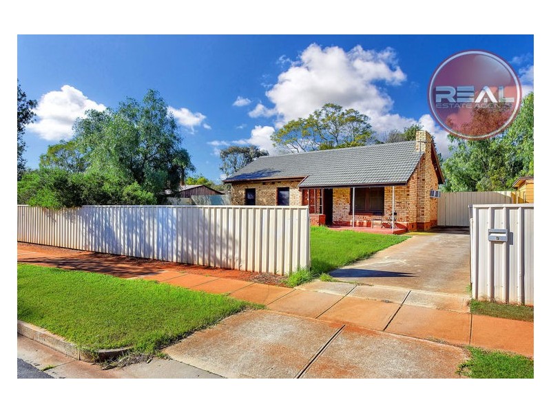 3 Davidson Road, Elizabeth Vale SA 5112