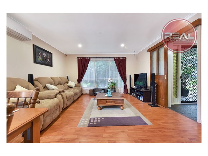 53 Landal Boulevard, Redwood Park SA 5097