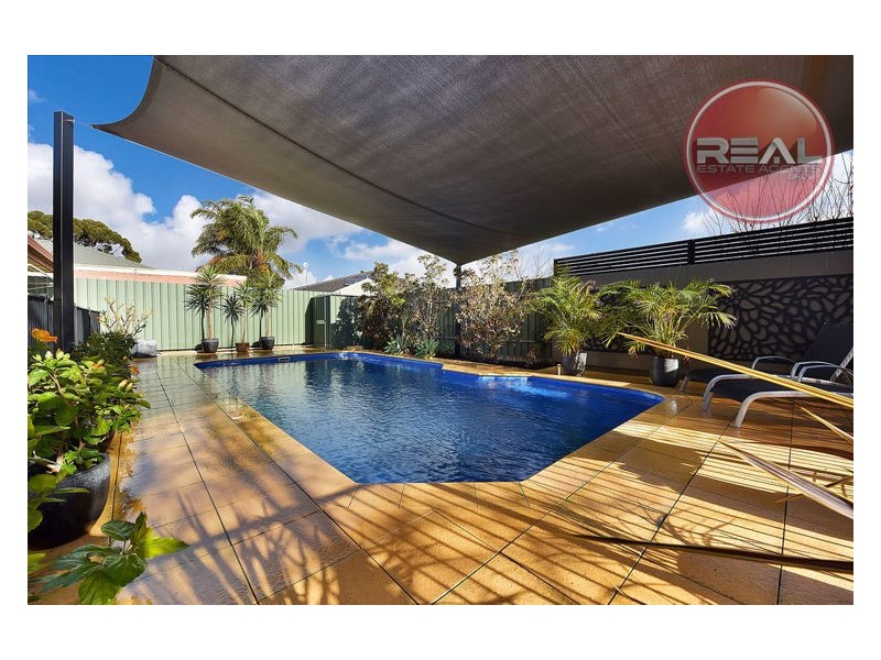 11 Thorne Street, Paralowie SA 5108