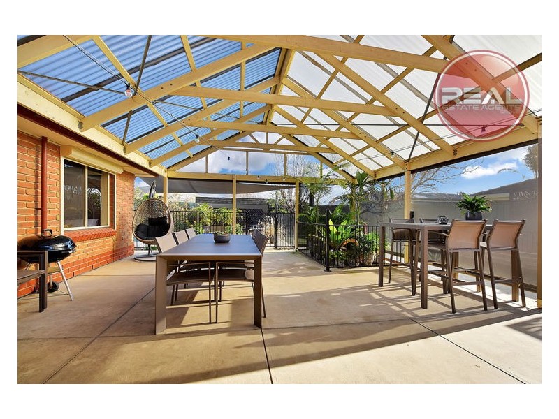 11 Thorne Street, Paralowie SA 5108