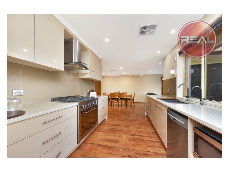 11 Thorne Street, Paralowie SA 5108