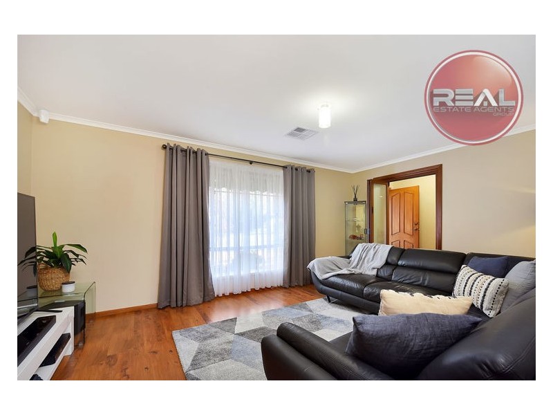 11 Thorne Street, Paralowie SA 5108