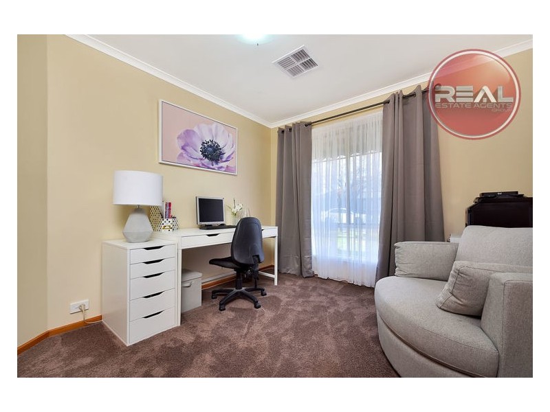 11 Thorne Street, Paralowie SA 5108