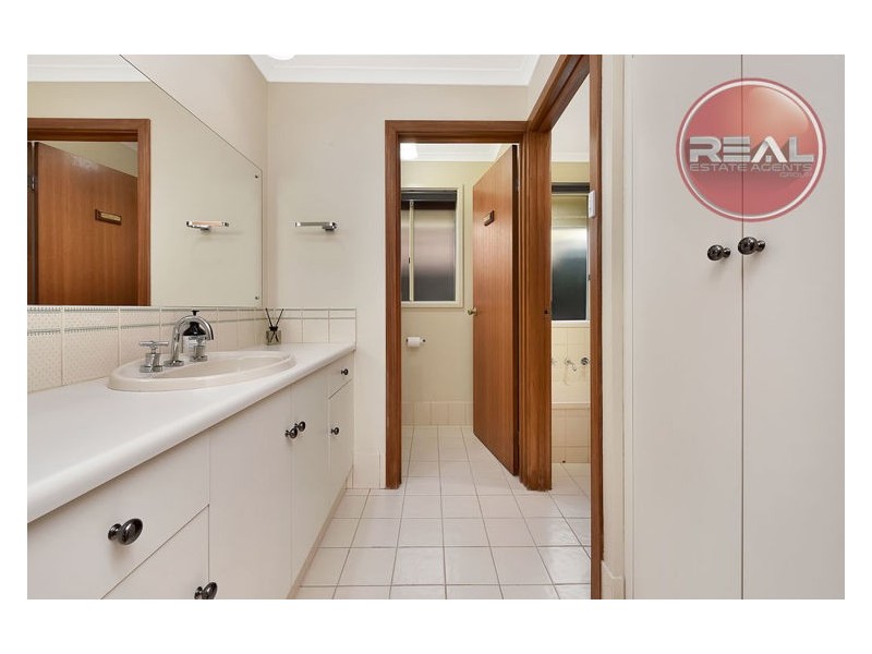 11 Thorne Street, Paralowie SA 5108