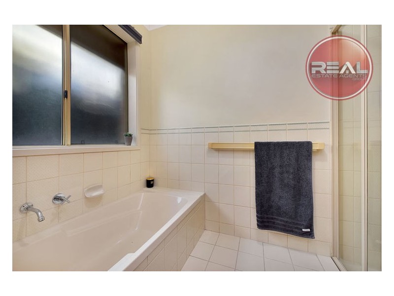 11 Thorne Street, Paralowie SA 5108