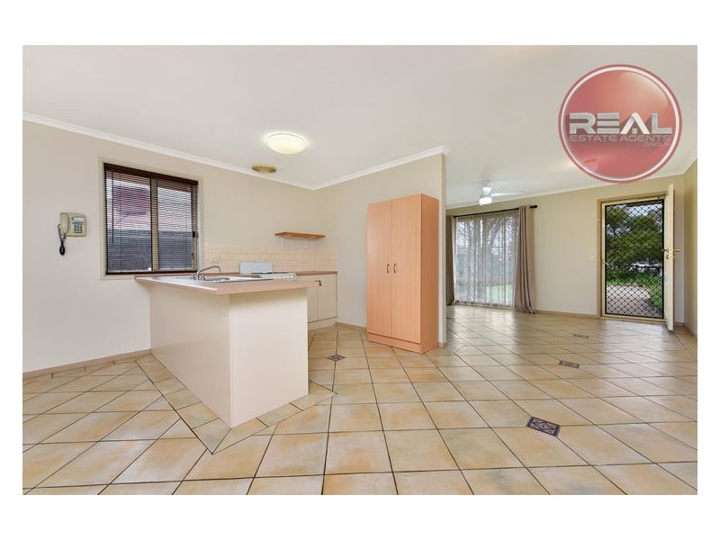 6 Jestina Court, Evanston SA 5116