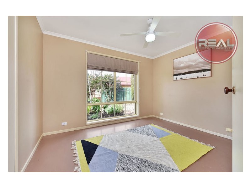 6 Jestina Court, Evanston SA 5116