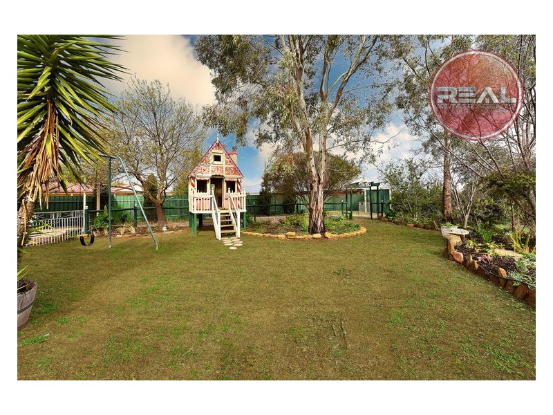 6 Jestina Court, Evanston SA 5116