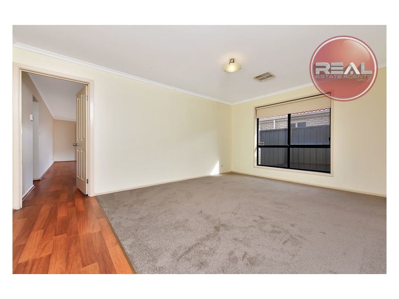 41 Lakeside Drive, Andrews Farm SA 5114