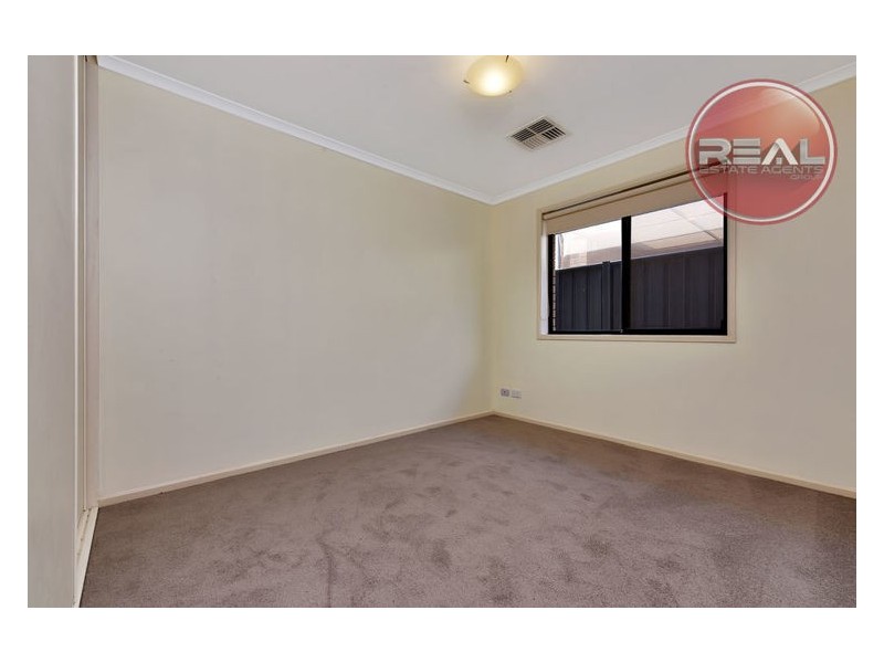 41 Lakeside Drive, Andrews Farm SA 5114