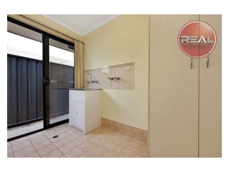 41 Lakeside Drive, Andrews Farm SA 5114