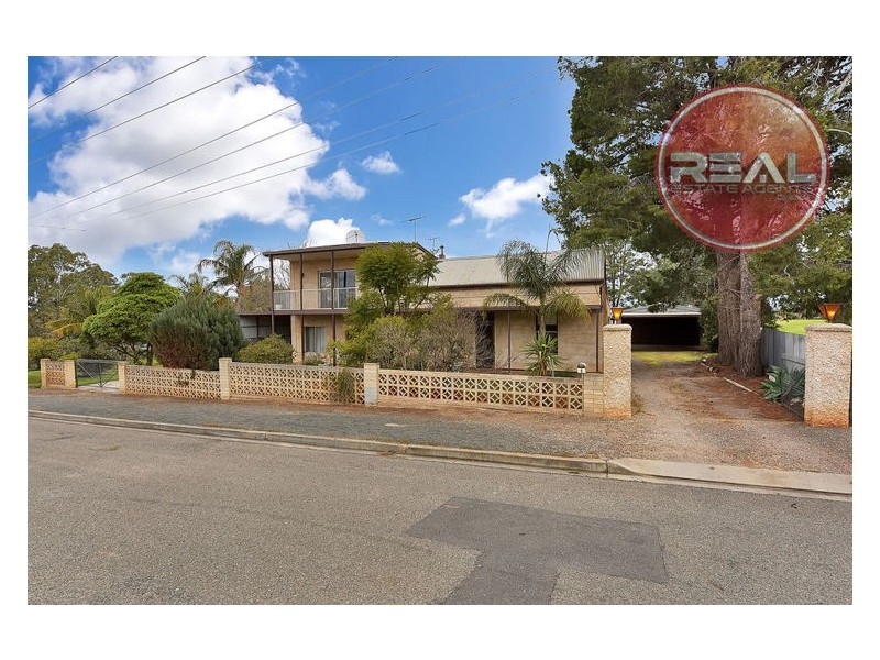 8 Malcolm Street, Hamley Bridge SA 5401