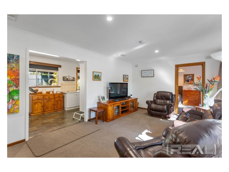 27 Derrick Road, Elizabeth East SA 5112