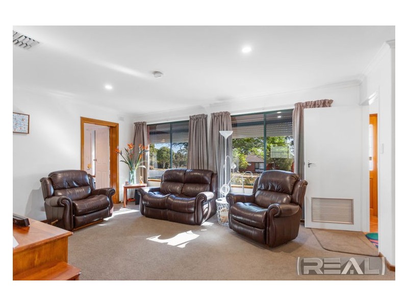 27 Derrick Road, Elizabeth East SA 5112