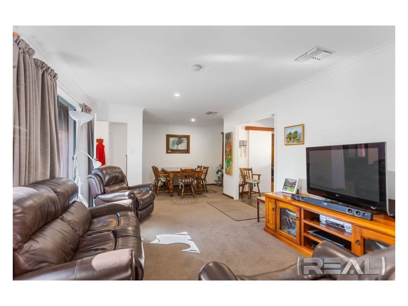 27 Derrick Road, Elizabeth East SA 5112