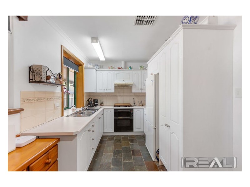 27 Derrick Road, Elizabeth East SA 5112