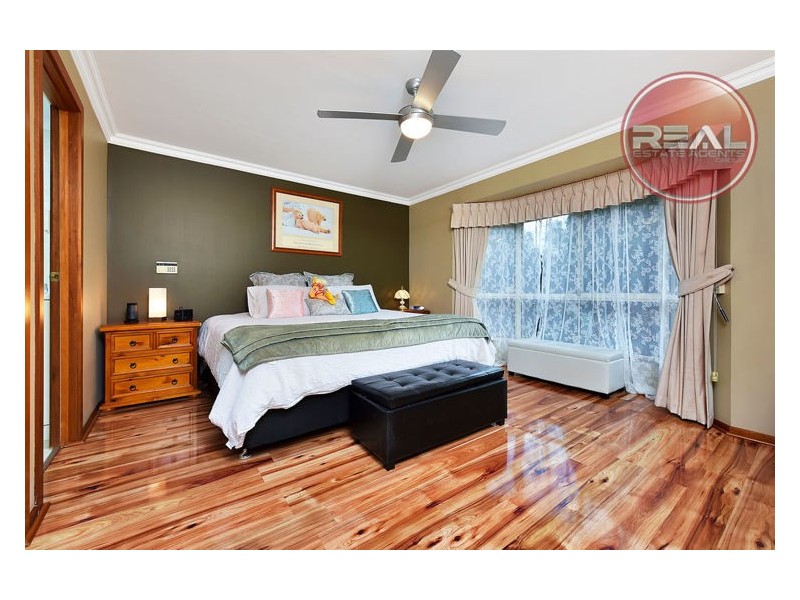 32 St Albans Drive, Salisbury Heights SA 5109