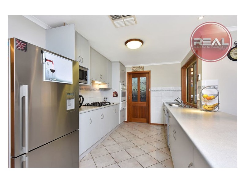 32 St Albans Drive, Salisbury Heights SA 5109