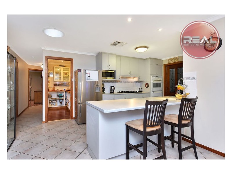 32 St Albans Drive, Salisbury Heights SA 5109