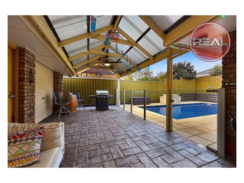 32 St Albans Drive, Salisbury Heights SA 5109