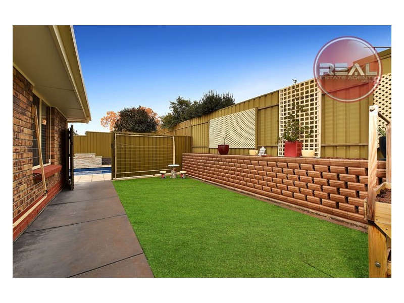 32 St Albans Drive, Salisbury Heights SA 5109