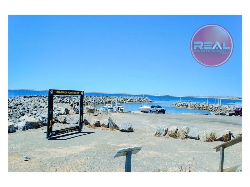 41 Captain Hutchinson Drive, Point Turton SA 5575