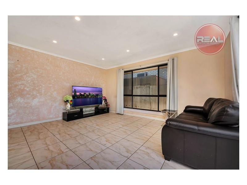 2A Kirk Street, Smithfield SA 5114