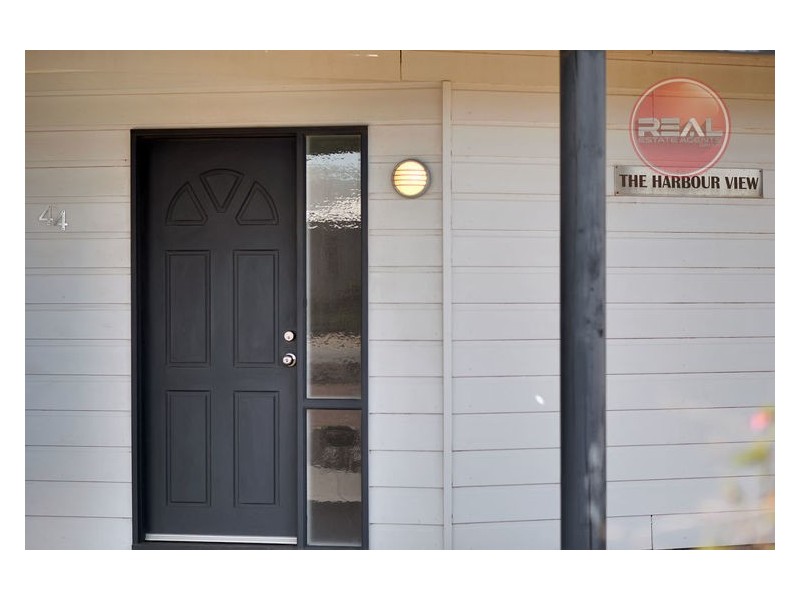 44 Islesworth Street, North Beach SA 5556