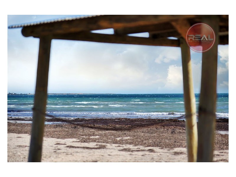44 Islesworth Street, North Beach SA 5556