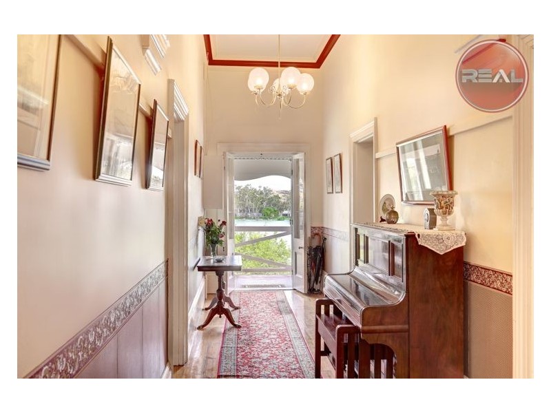 1 McLaren Street, Mannum SA 5238