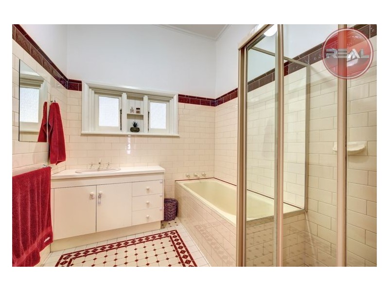 6 Henry Street, Auburn SA 5451